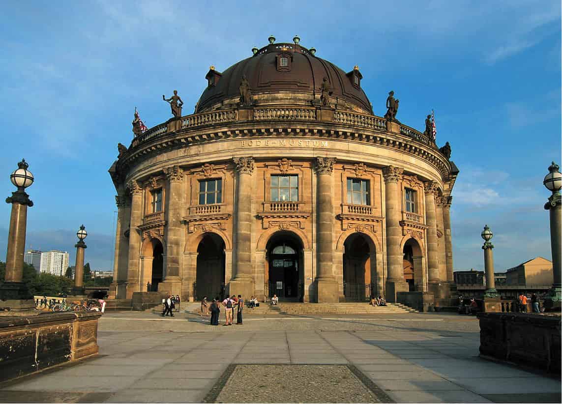 Art and Museum Buffs Top arty tours are the Unesco-protected Museum Island - photo 5