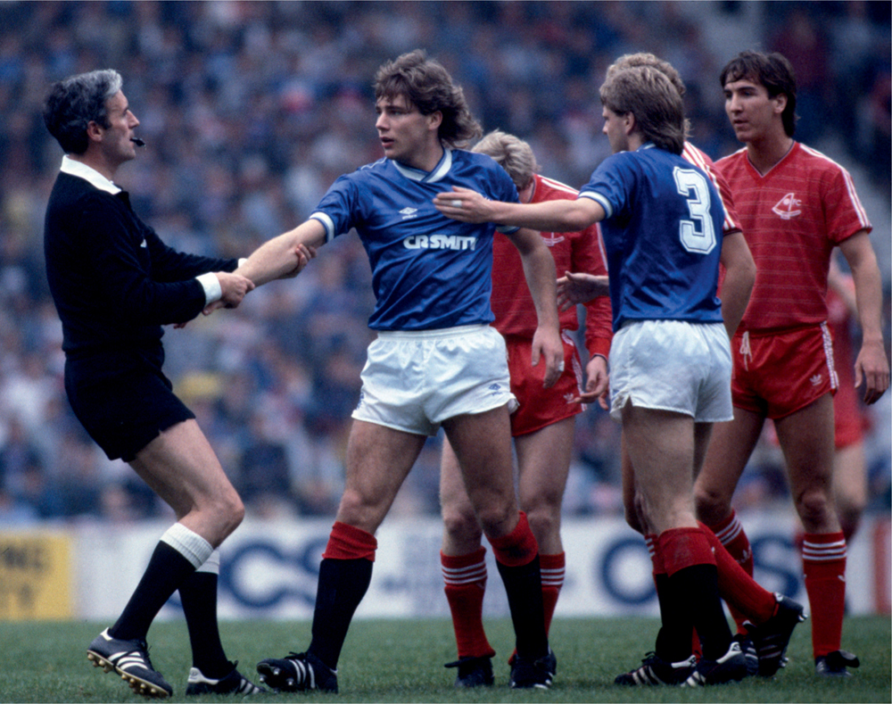 Aberdeen-Rangers became the ugliest fixture in Scottish football in the 1980s - photo 15