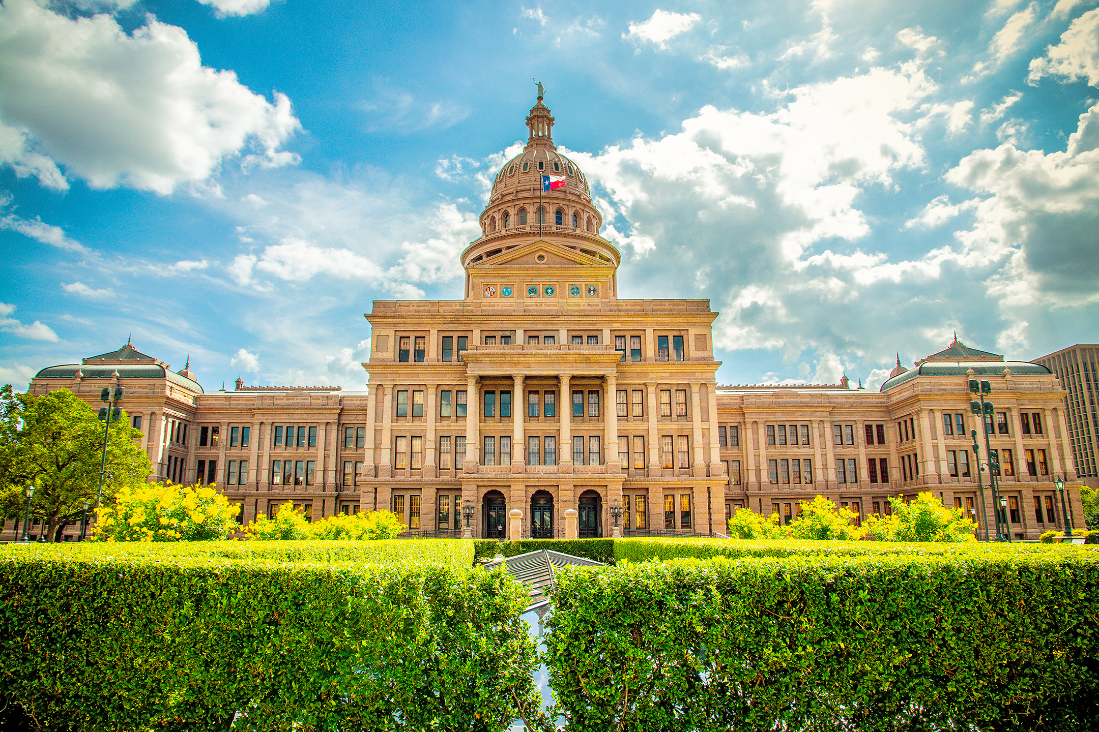 SHENGYING LINSHUTTERSTOCK Austins Top Experiences TOD GRUBBS500PX - photo 4