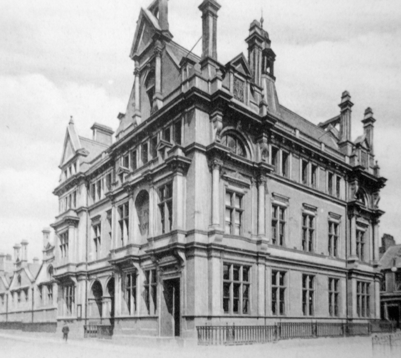 General Post Office View from Wearmouth Bridge The local Territorial - photo 3