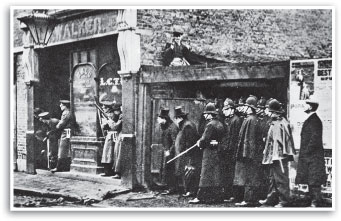 The Siege of Sidney Street in the East End of London in 1911 pitted two Latvian - photo 2