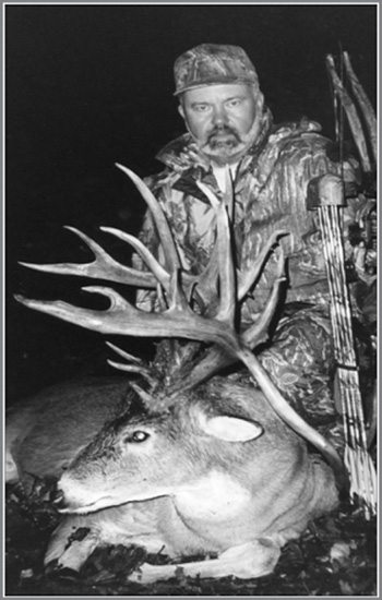 Bowhuntings Superbucks How Some of the Biggest Bucks in North America Were - photo 3