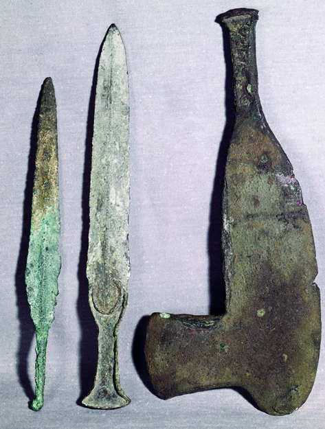 Ancient Egyptians replaced weapons and tools made of copper with ones made of - photo 5