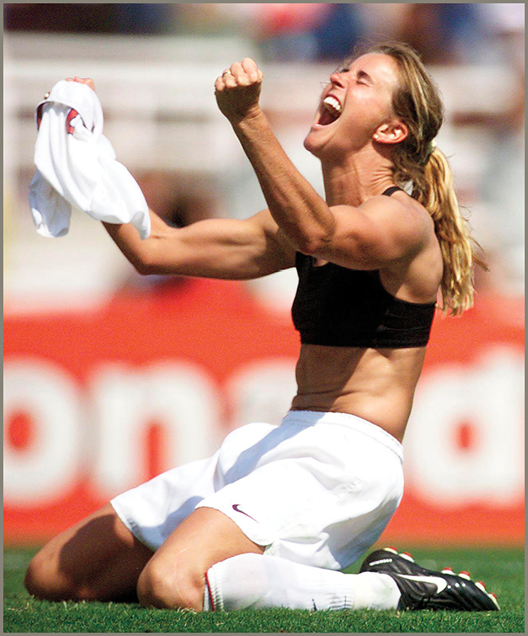 Brandi Chastain screamed with joy after her successful penalty kick clinched - photo 8