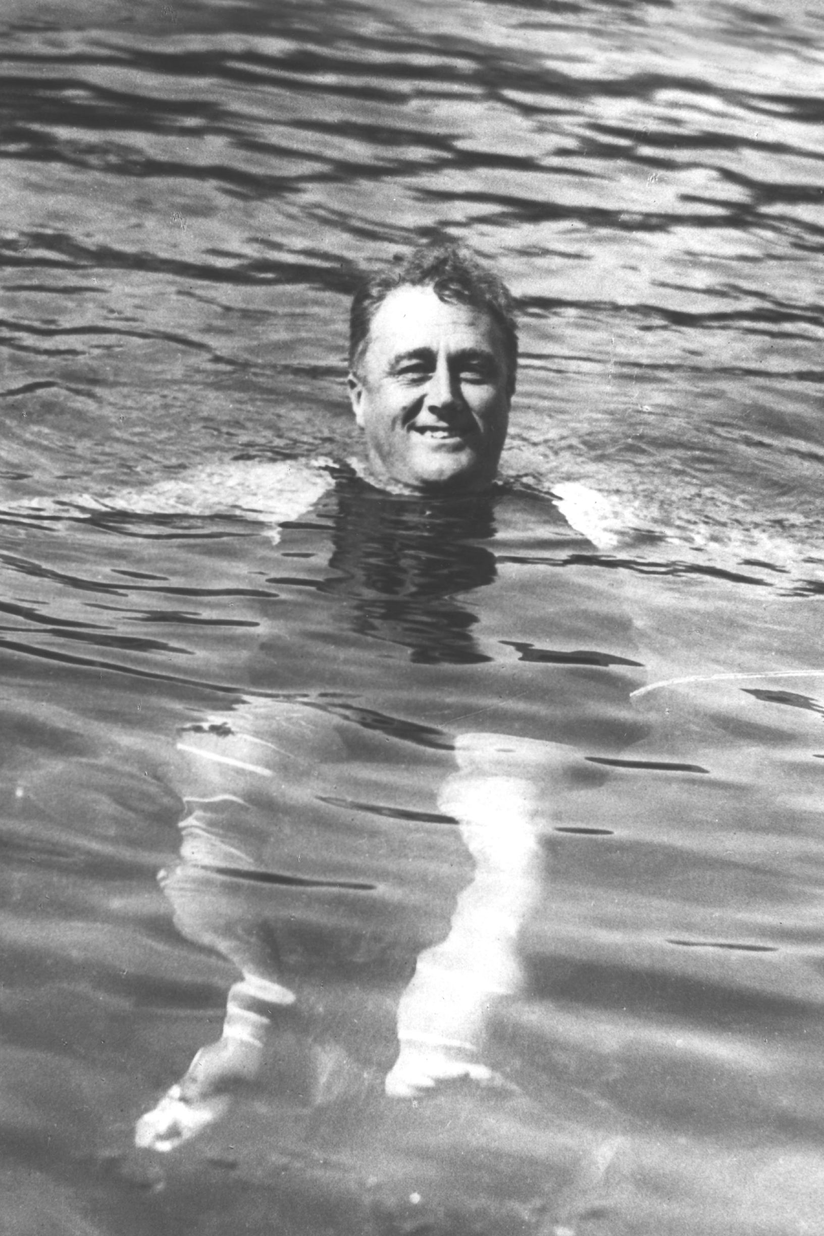 One day while Franklin Delano Roosevelt was president someone asked him to - photo 3