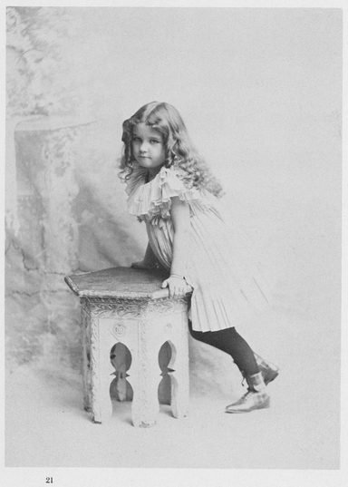 Childrens Fashions of the Past in Photographs - photo 22