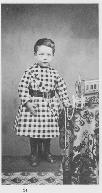 Childrens Fashions of the Past in Photographs - photo 25