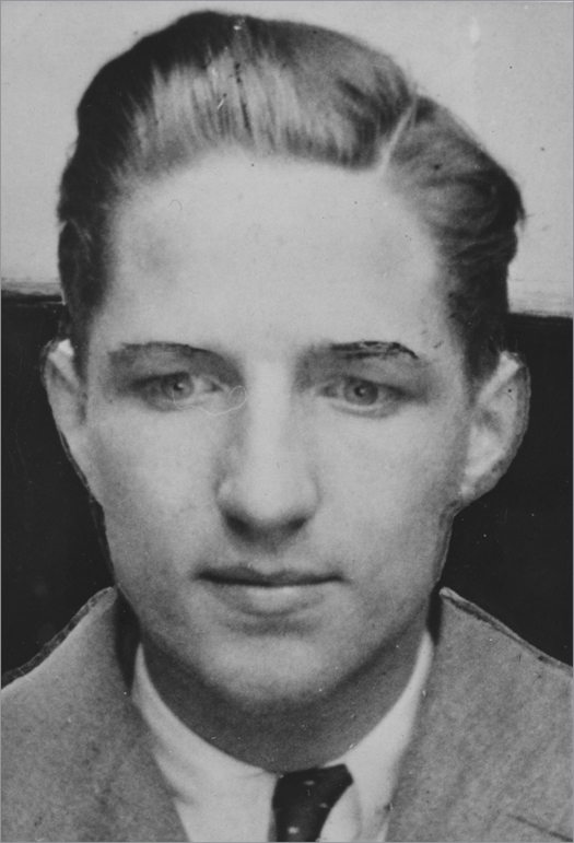 Tyler Kent in 1940 C ONTENTS I NTRODUCTION The strange case of Tyler Kent - photo 3