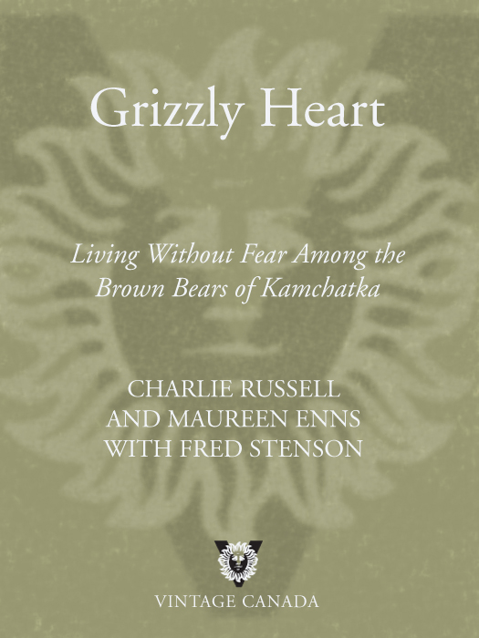 Praise for GRIZZLY HEART With clear respect for the many bears that surround - photo 1