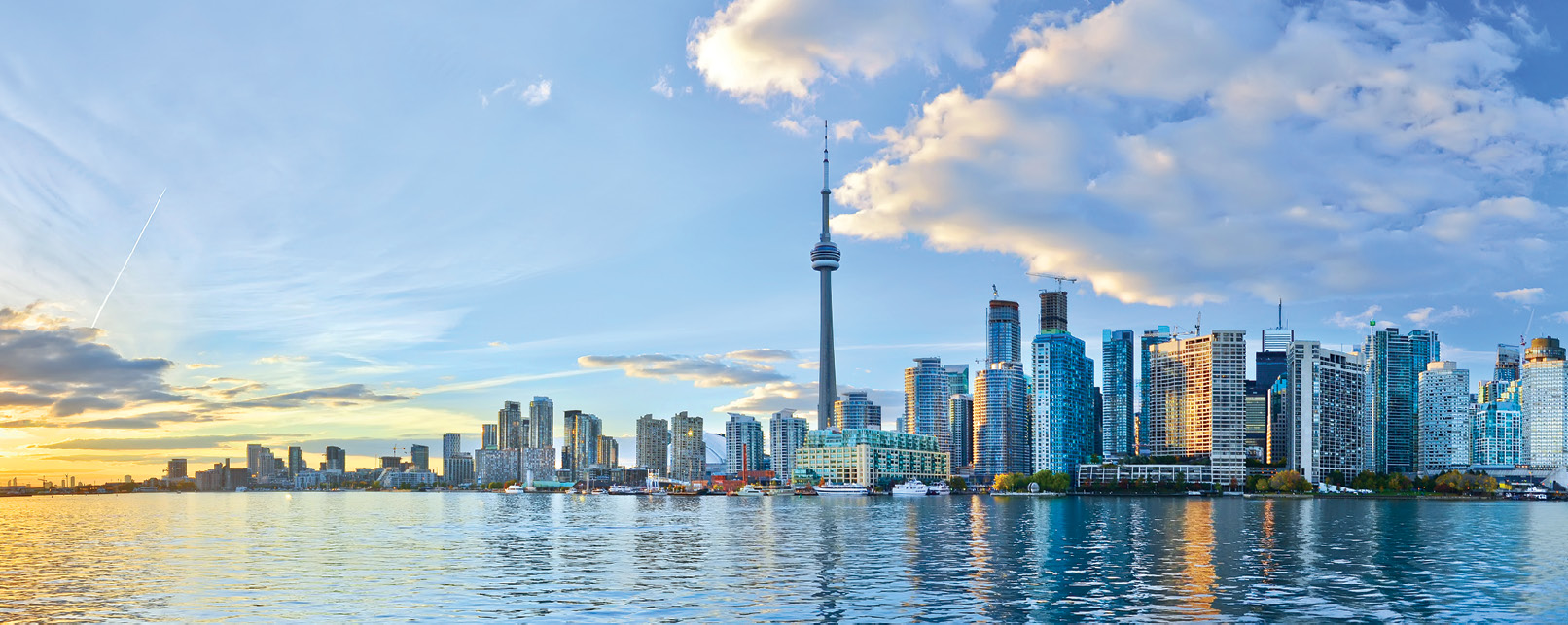 The Toronto skyline A Look at Toronto Niagara and the Wine Country B rassy - photo 6