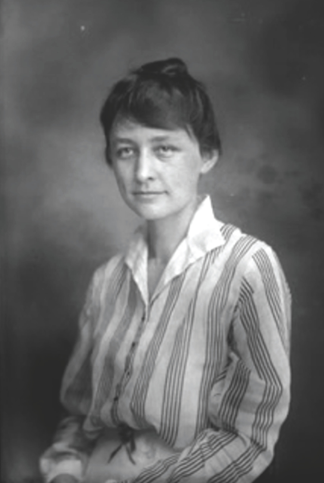 Georgia OKeeffe is recognized by many as the Mother of American Modernism She - photo 4