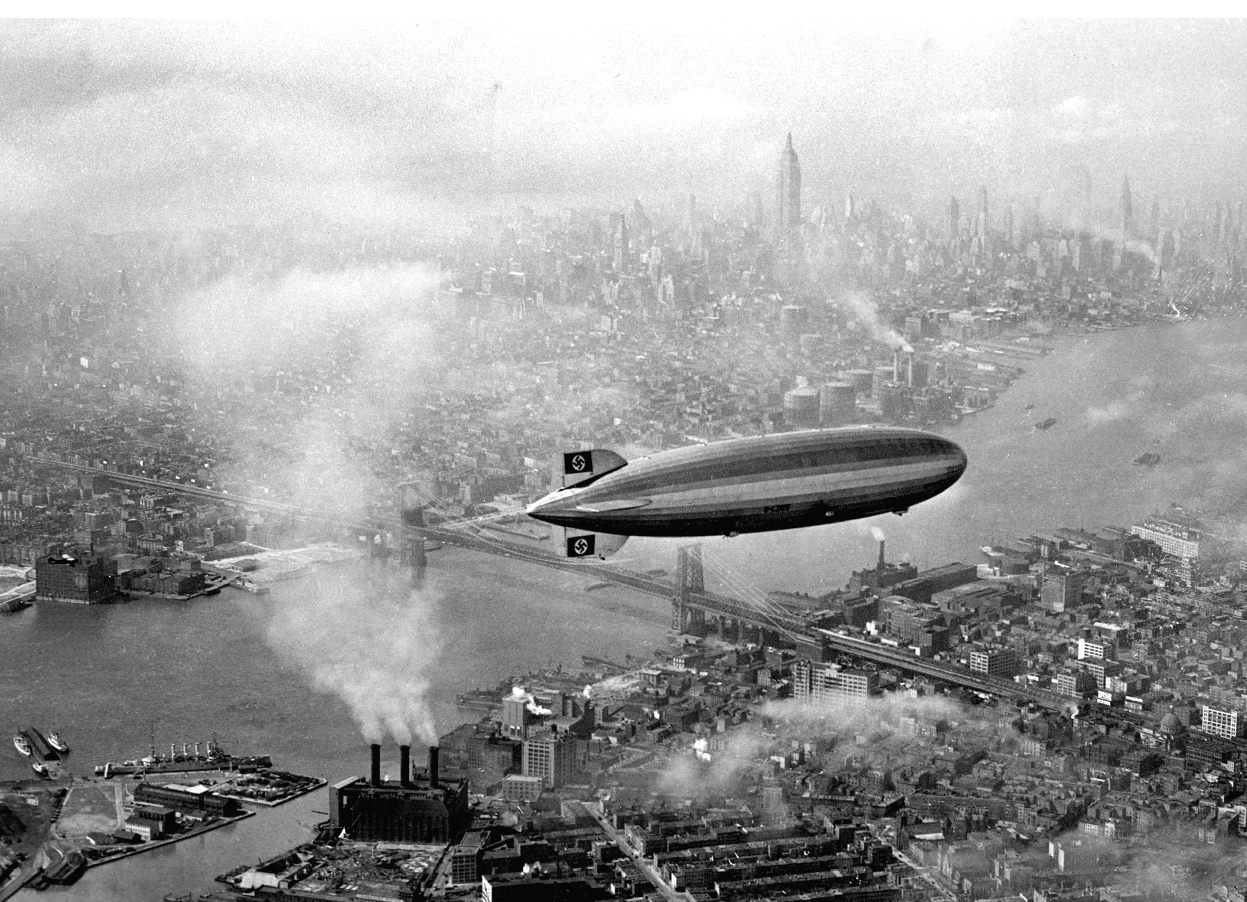 The Hindenburg lazily floated over New York City on its way to the Naval Air - photo 2