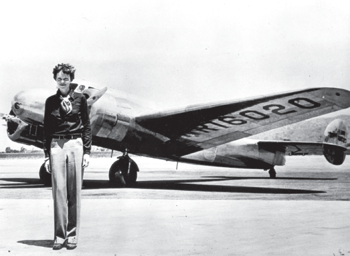 Amelia Earhart disappeared shortly before her 40th birthday Young Amelia - photo 3