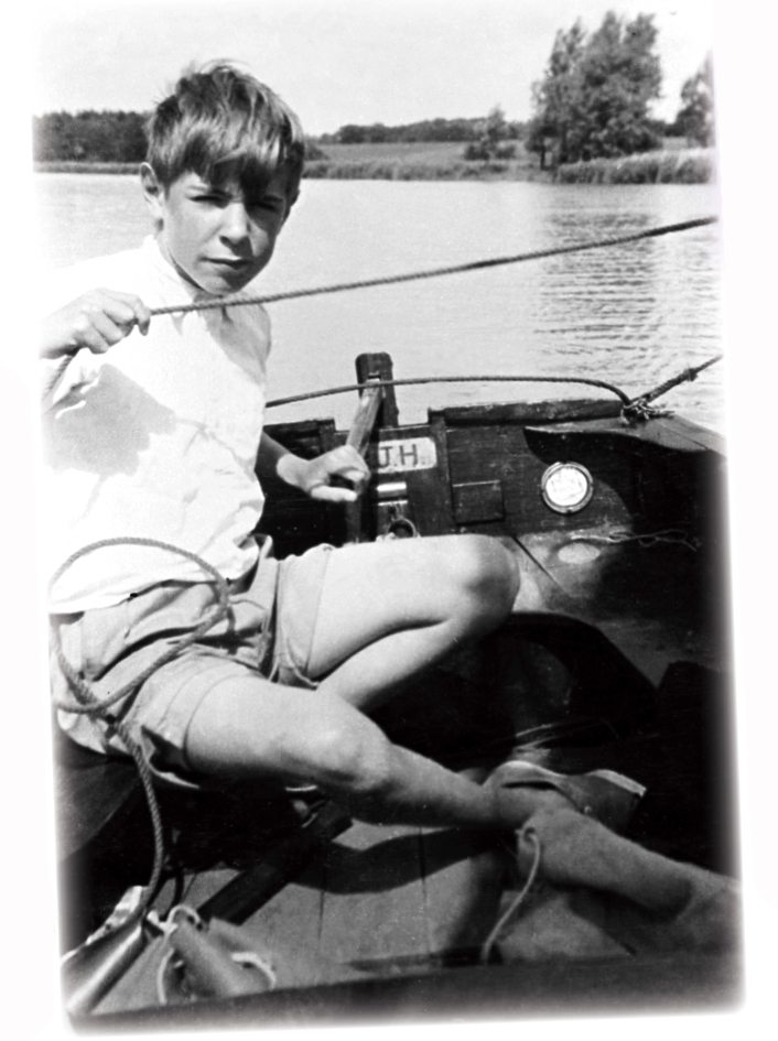 This photo shows Stephen enjoying boating in the 1950sa hobby he would later - photo 5