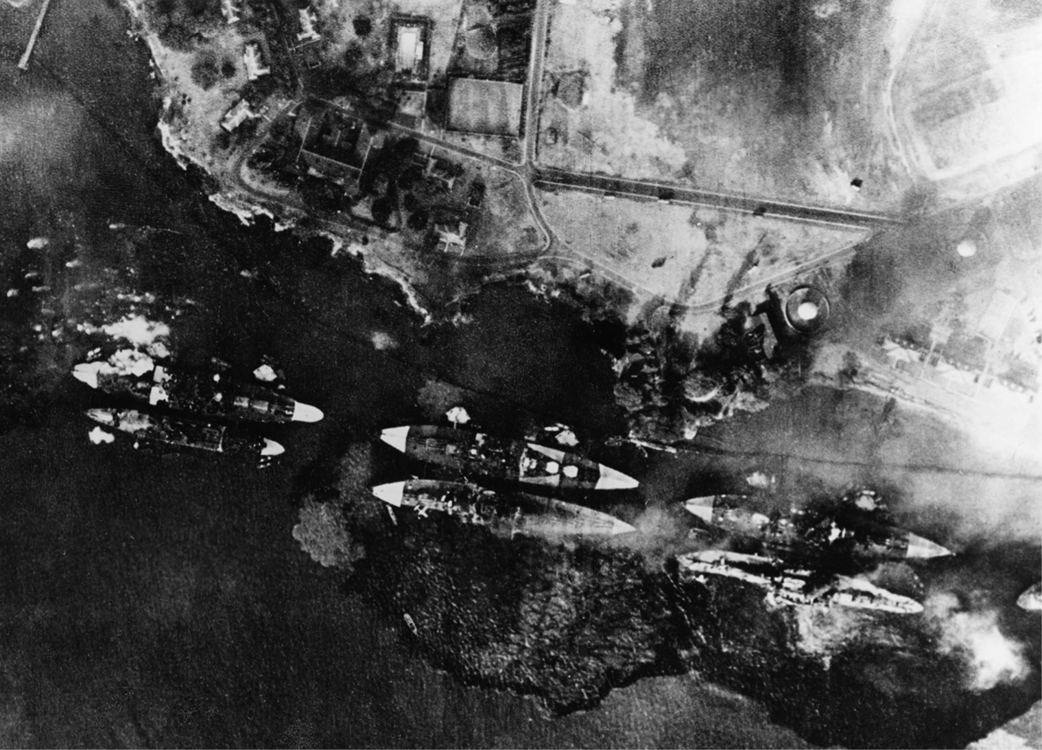 A reconaissance photo taken by the Japanese showed US warships lined up on - photo 6