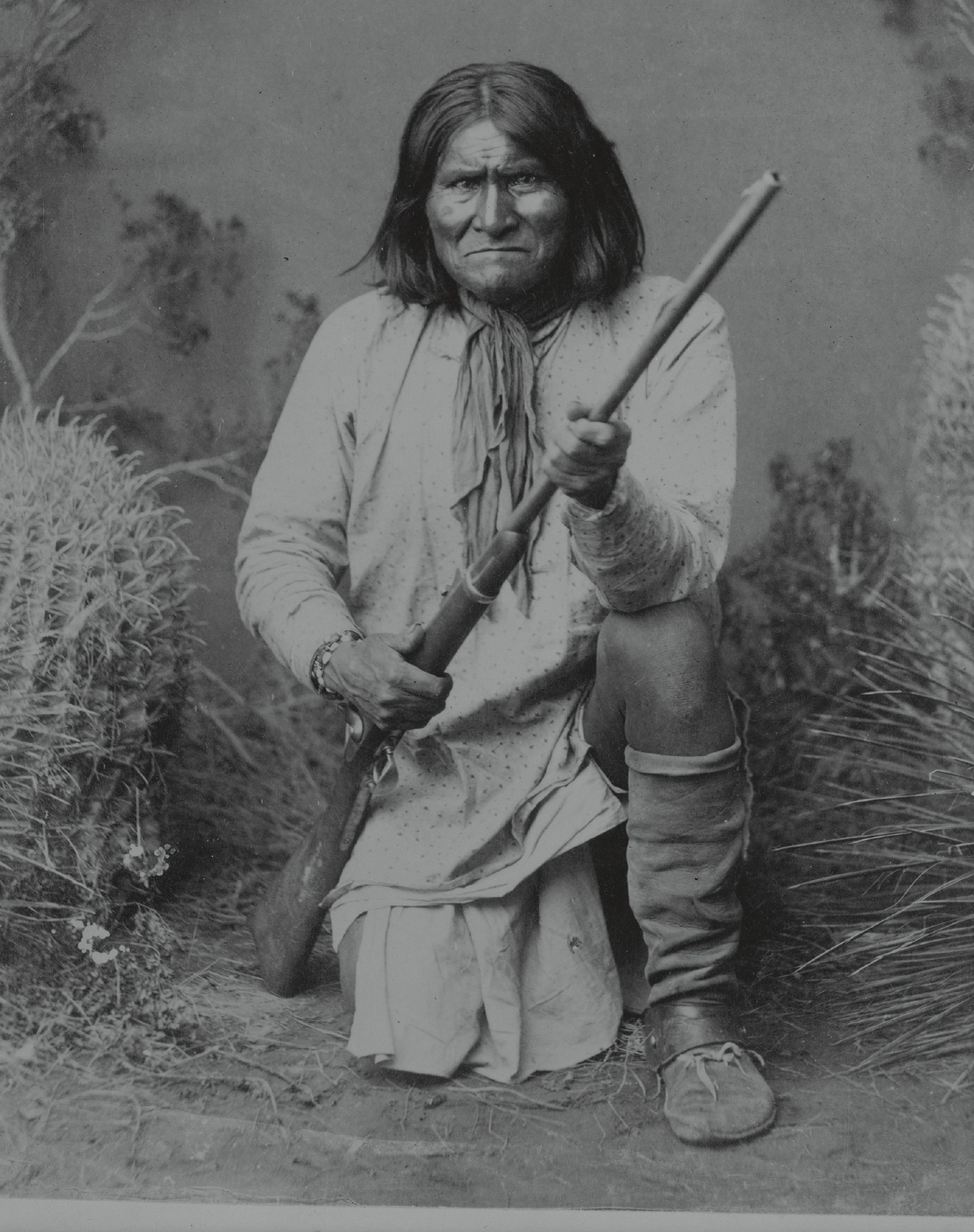 The first photo of Geronimo was taken in 1884 Various spellings of his name - photo 4