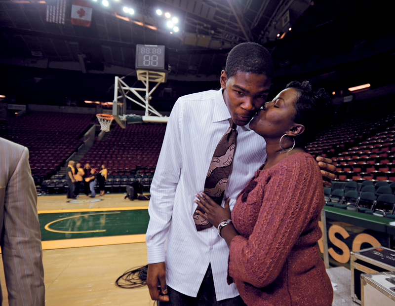 Durant joined an Amateur Athletic Union AAU youth team called the Prince - photo 10