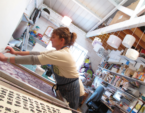 ARTIST HELEN RAWLINSON PULLING A SCREEN-PRINT Photo courtesy of the artist - photo 6