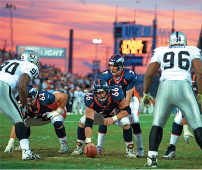 Denver Broncos The Complete Illustrated History - image 1