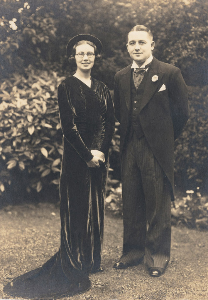 My parents Marjorie Godfrey and Cecil Hale in their wedding outfits - photo 8