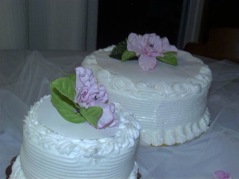 At the reception arrange your flowers ontothe prepared cake tops Be sure - photo 12