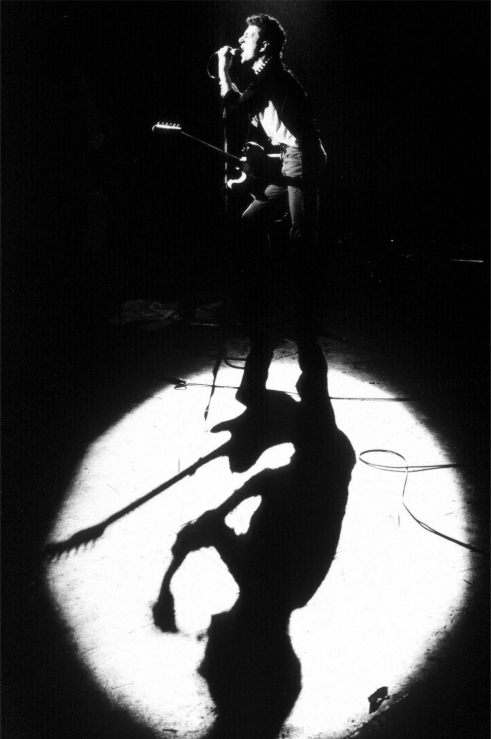 Off the streets and into the spotlight Joe Strummer during the 16 Tons tour - photo 2