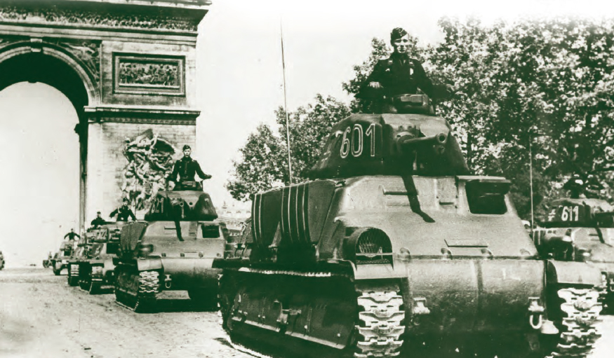 German tanks parade in front of the Arc de Triomphe in Paris after the fall of - photo 6