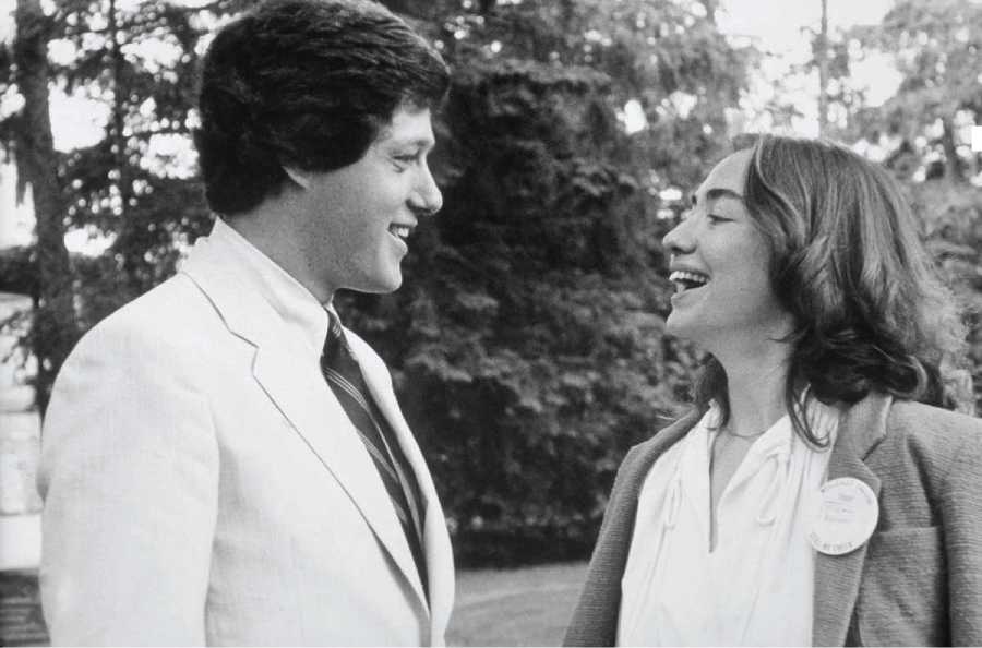 Bill Clinton and Hillary Rodham in 1979 A Chicago native Hillary moved with - photo 4