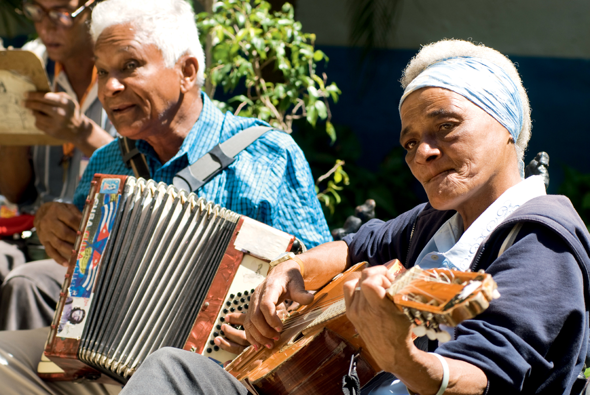 Top Attraction 1 Sylvaine PoitauAPA Music In various traditional styles - photo 5