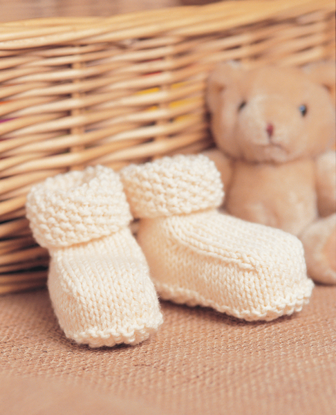 Contents Knitting for babies Safety Most babies are fascinated by their - photo 1