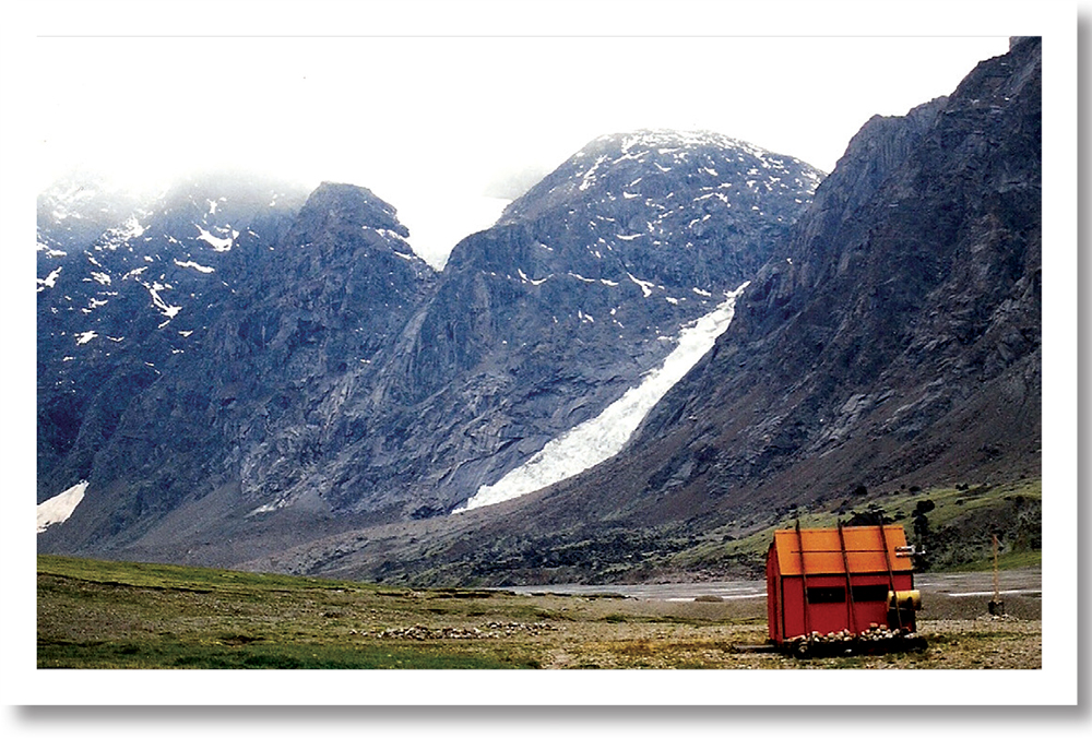 The rangers hut on the Owl River Baffin Island Snowstorm near Lake Levale - photo 9