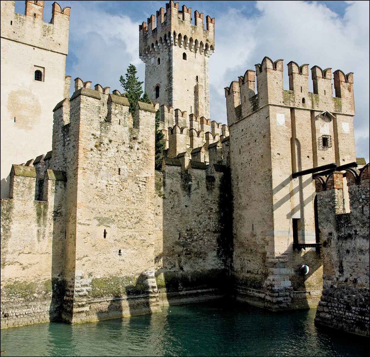 Top Attraction 5 Sirmione With a dramatic 13th-century castle it is one of - photo 7