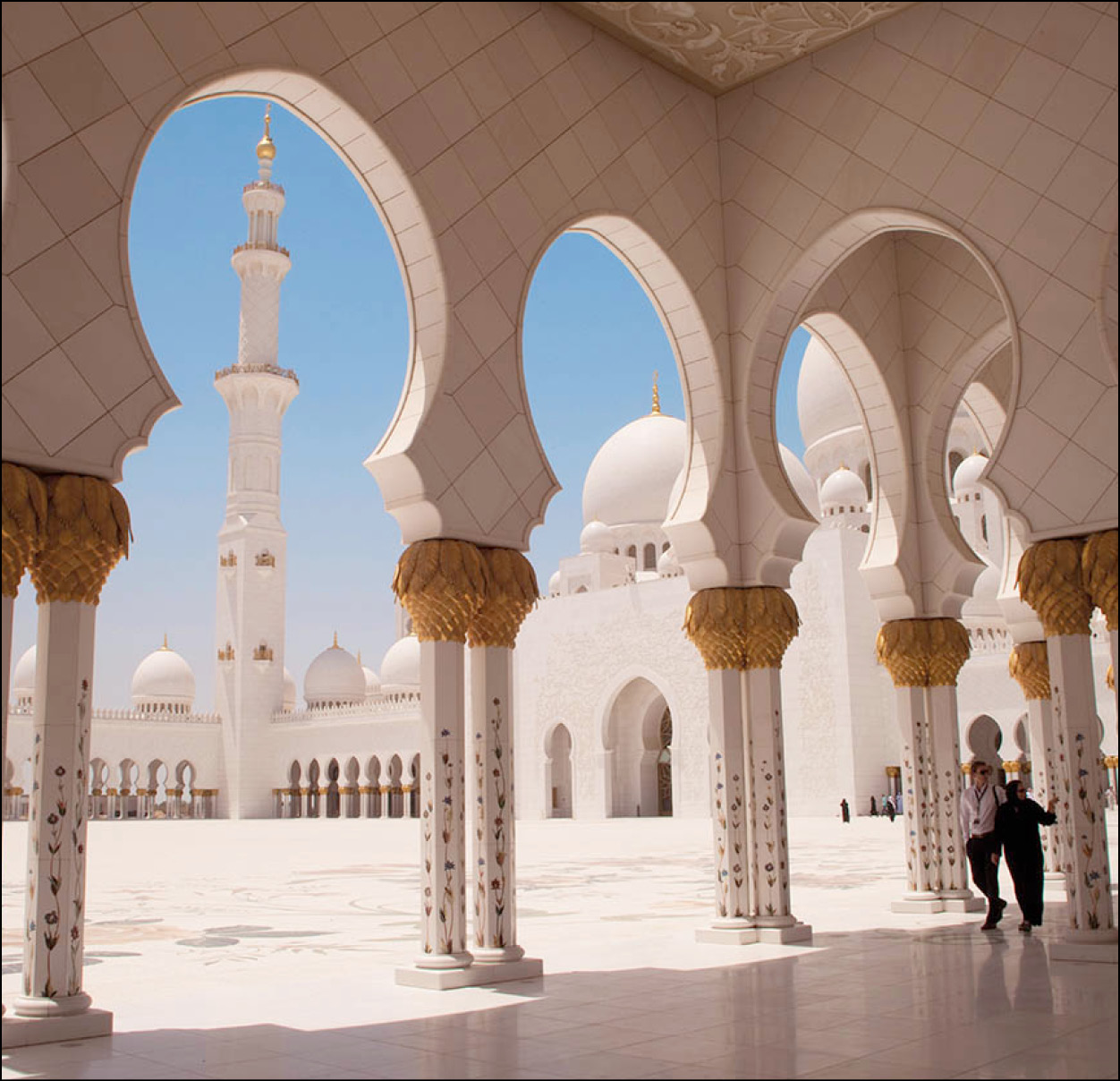 Top Attraction 9 Sheikh Zayed Mosque This Abu Dhabi landmark is one of the - photo 11