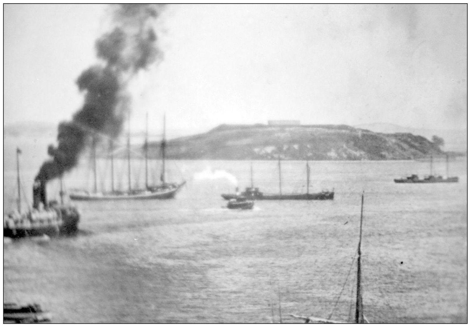 This remarkable view of Fort Winthrop on Governors Island in the late 19th - photo 10