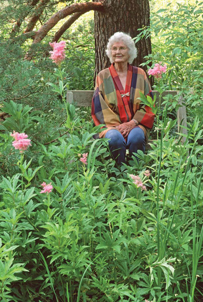 Queens of the prairie Lorrie Otto and Filipendula rubra Photo by Krischan - photo 3