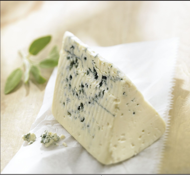Wisconsin Gorgonzola has taken top honors at many cheese competitions even - photo 9
