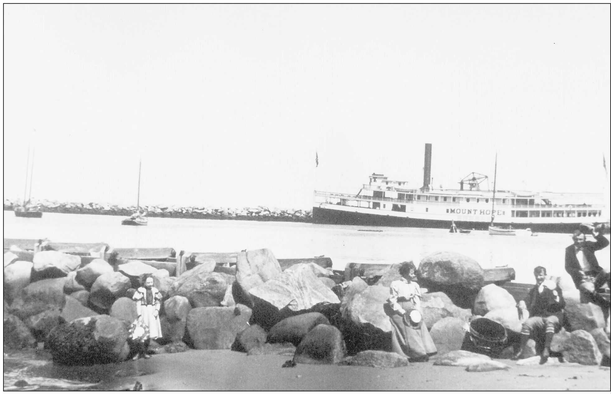 The famous side-wheel steamer Mount Hope makes its way into Old Harbor in 1910 - photo 16