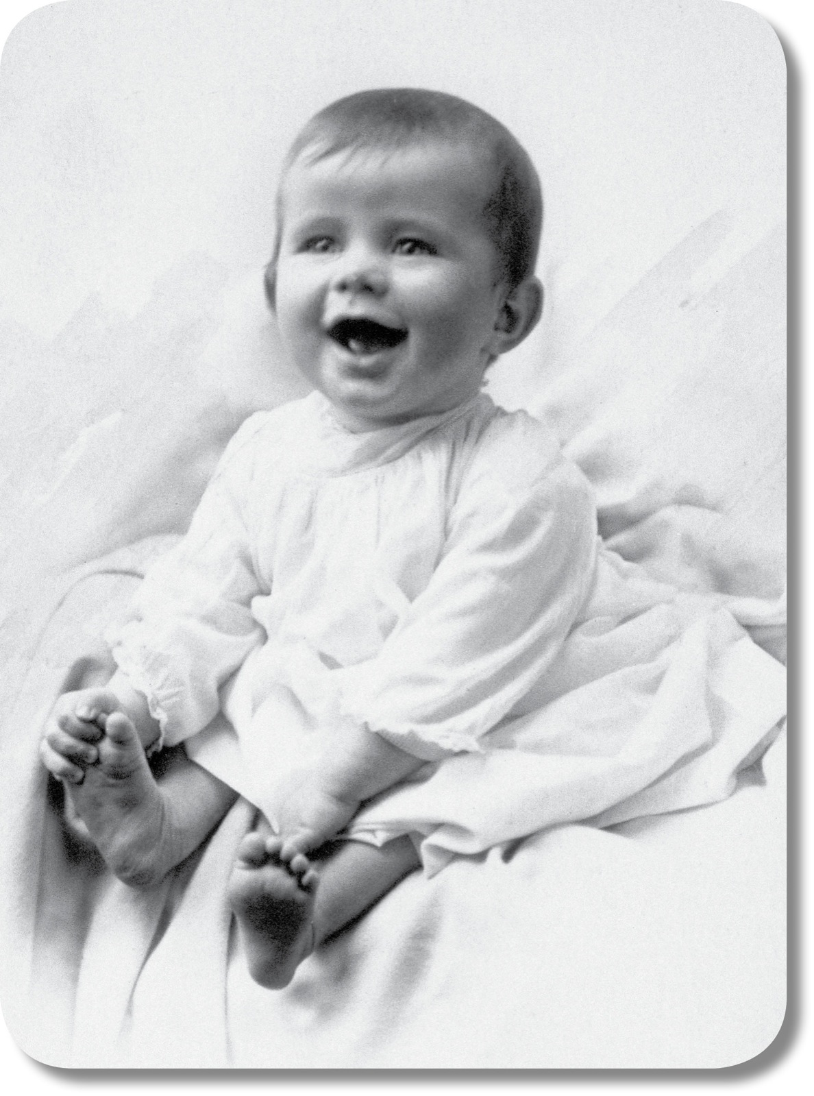 A happy baby John Fitzgerald Kennedy in his rst formal photograph Since young - photo 10