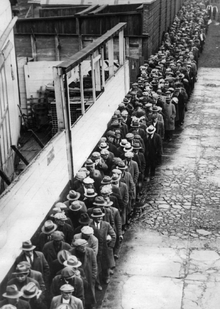 Americans waited in line for hours for a bowl of soup and piece of bread By - photo 4