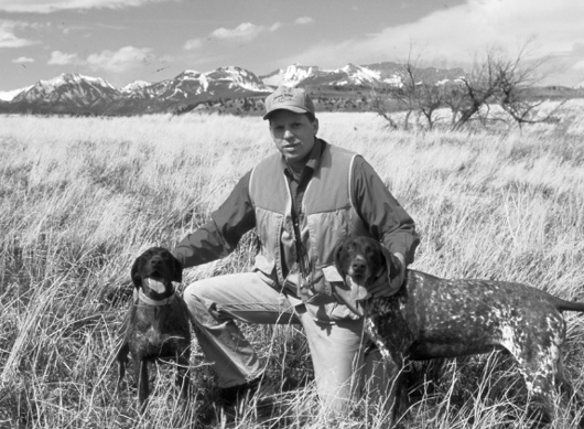 Darren Brown and his two fine German shorthaired pointers hunting Huns on the - photo 3