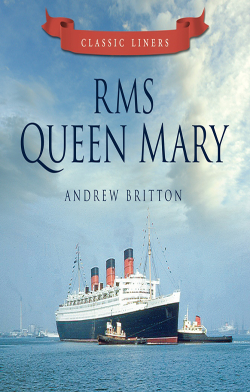 The RMS Queen Mary is seen cautiously entering the King George V Graving Dock - photo 1