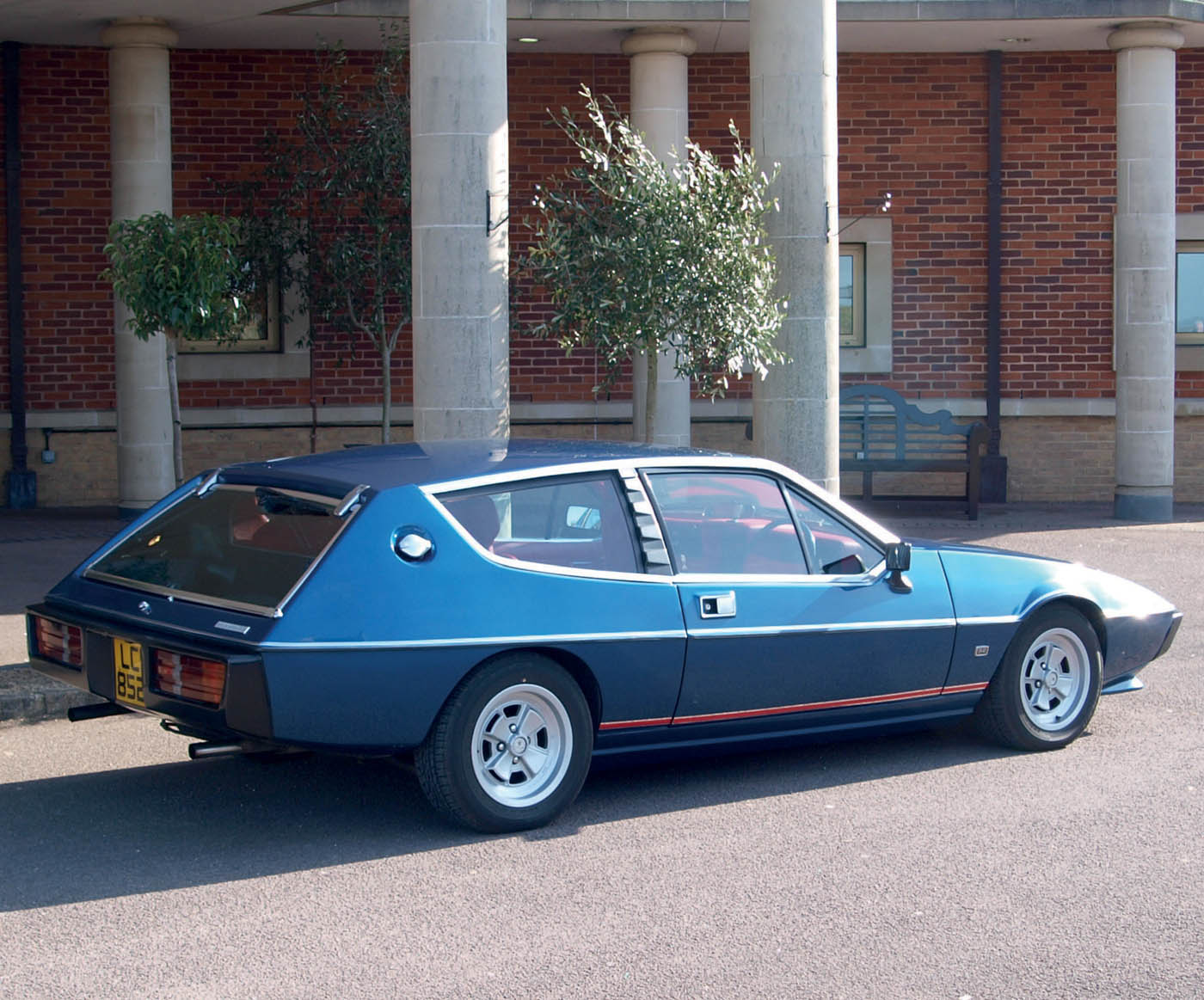 Lotus Elite Eclat and Excel An Enthusiasts Guide Matthew Vale THE - photo 1