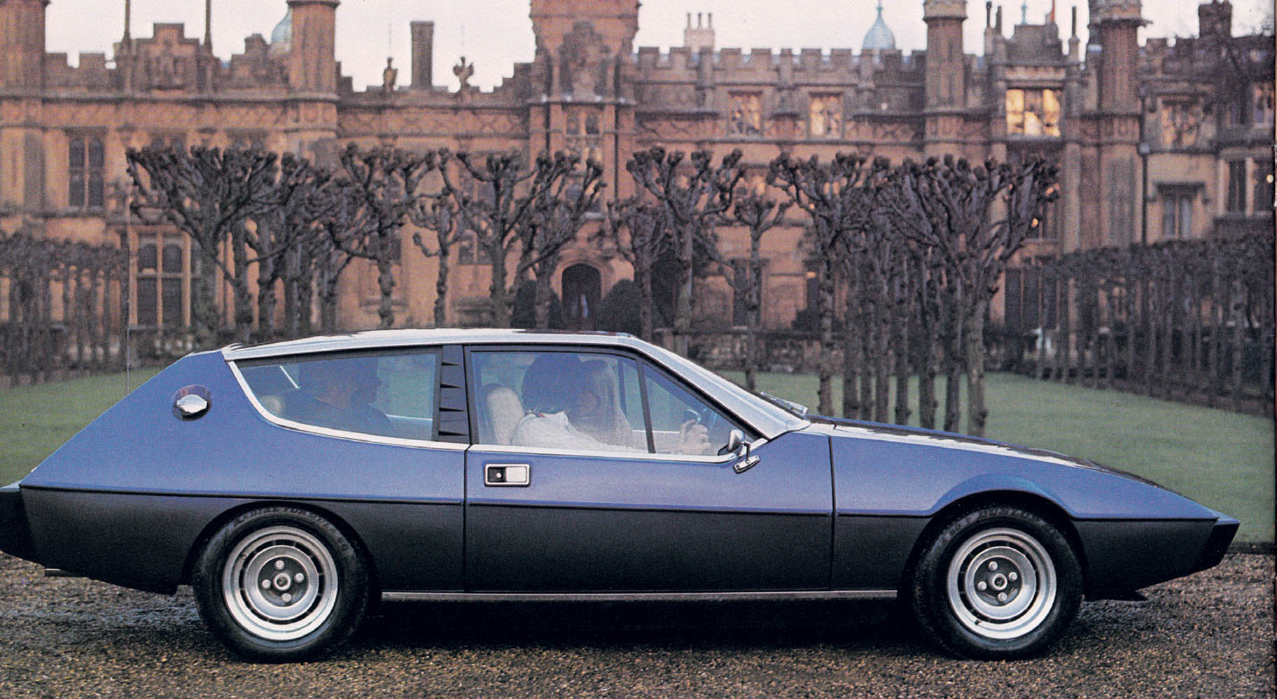 The Elite was a four-seater two-door coup with sports car handling and - photo 4