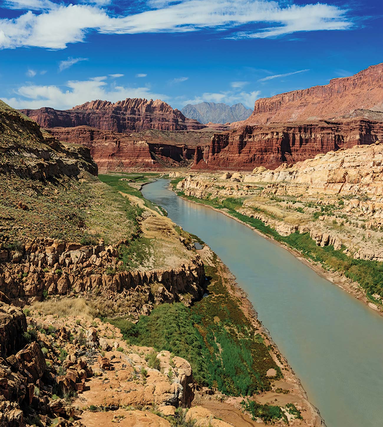 Colorado River flowing through Glen Canyon National Recreation Area hiking - photo 14