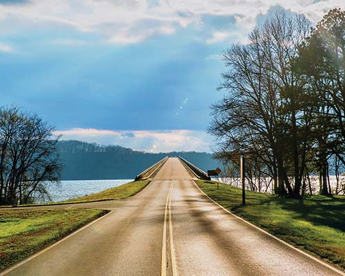 Connecting some of the most iconic cities in the American South t - photo 3