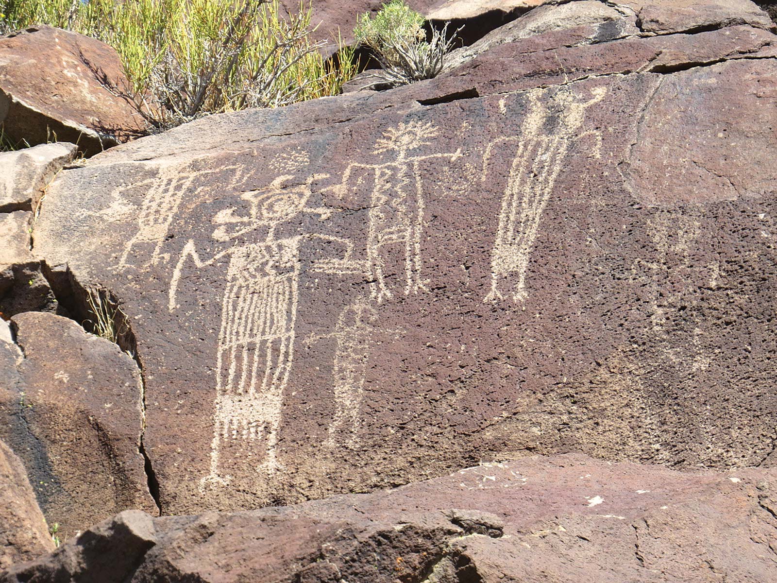 ancient rock art in Coso Rock Art District This was and still is a place for - photo 10