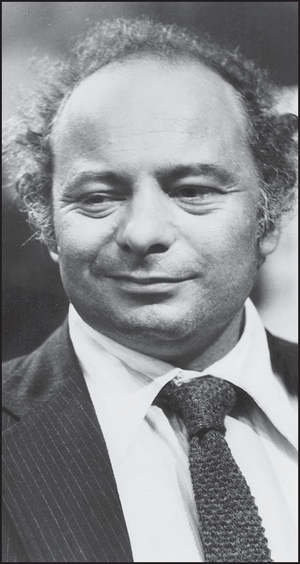 Born in Corona in 1940 actor Burt Young studied his craft under legendary - photo 4