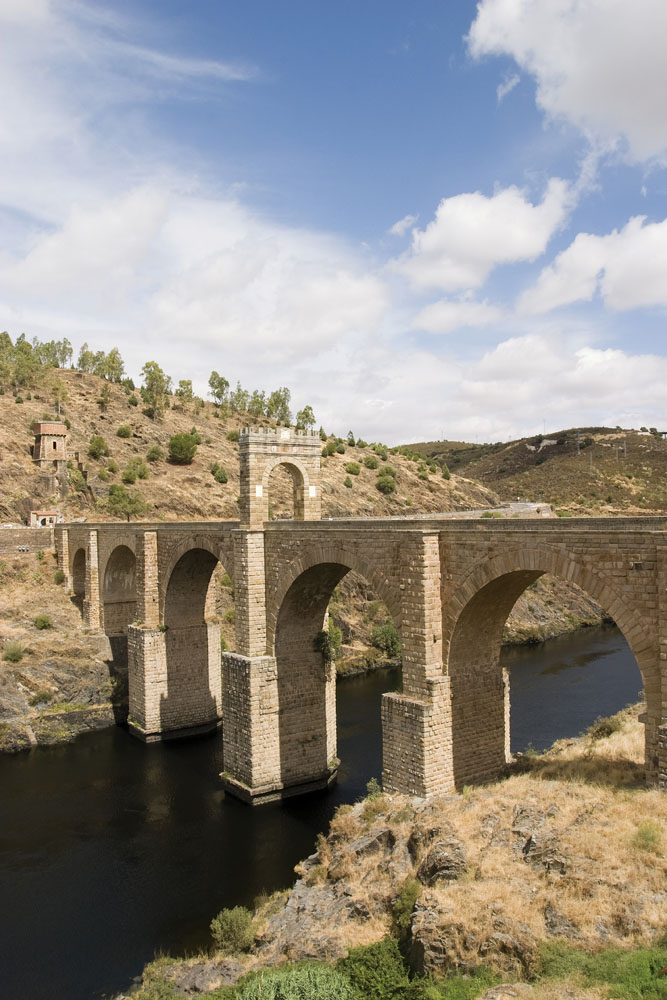 Alcntara Bridge Location Alcntara Extremadura Spain Crosses Tagus River - photo 4