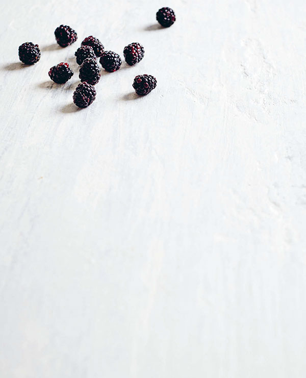 Blueberry blackberry aai bowls As a food aai pulp from the tribal Amazon - photo 9