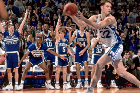 As Kentucky made its second-half comeback against Laettner and Duke the - photo 23